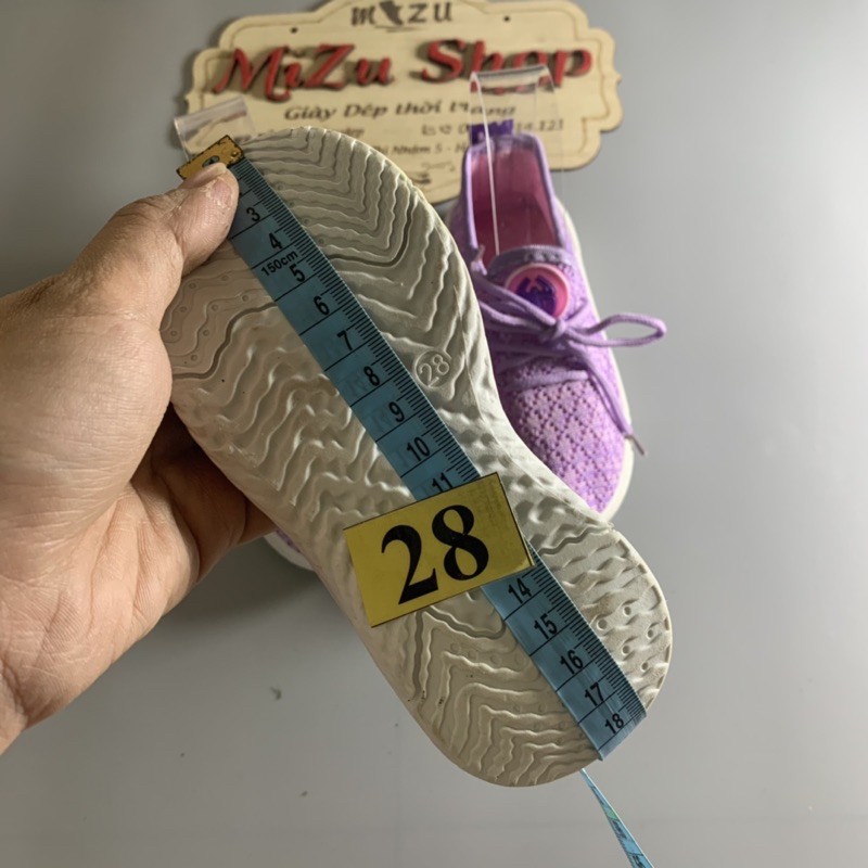M78  Giày chun lưới siêu mềm buộc dây size 25 đến 32