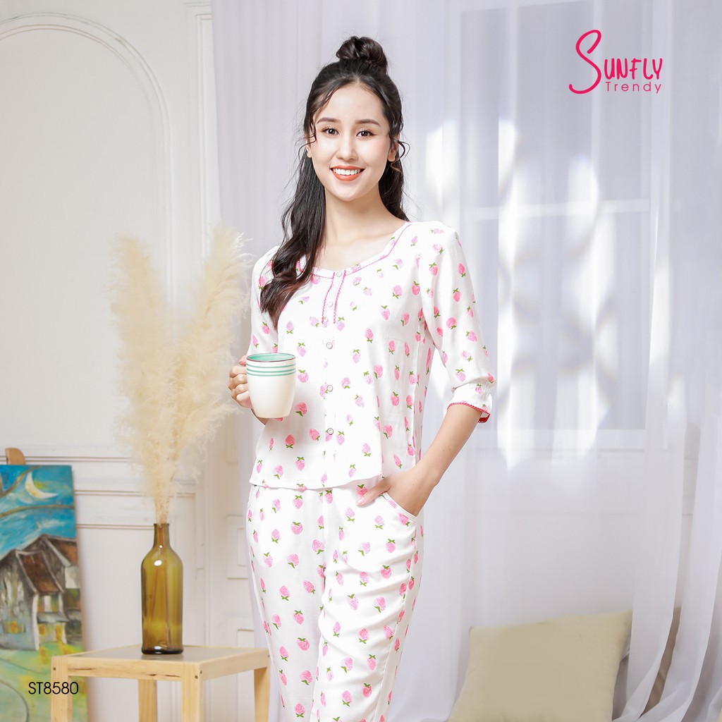 Bộ Pijama SUNFLY áo tay lỡ, quần dài ST8580