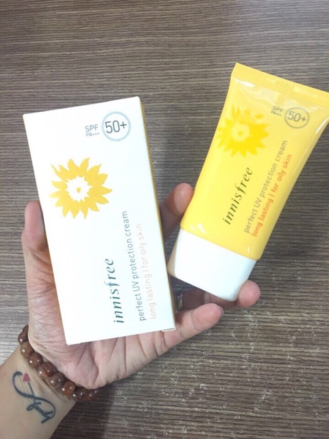 Oily Skin Kem Chống Nắng Innisfree Perfect UV Protection Cream Long Lasting SPF50+ PA+++ (For Oily Skin)