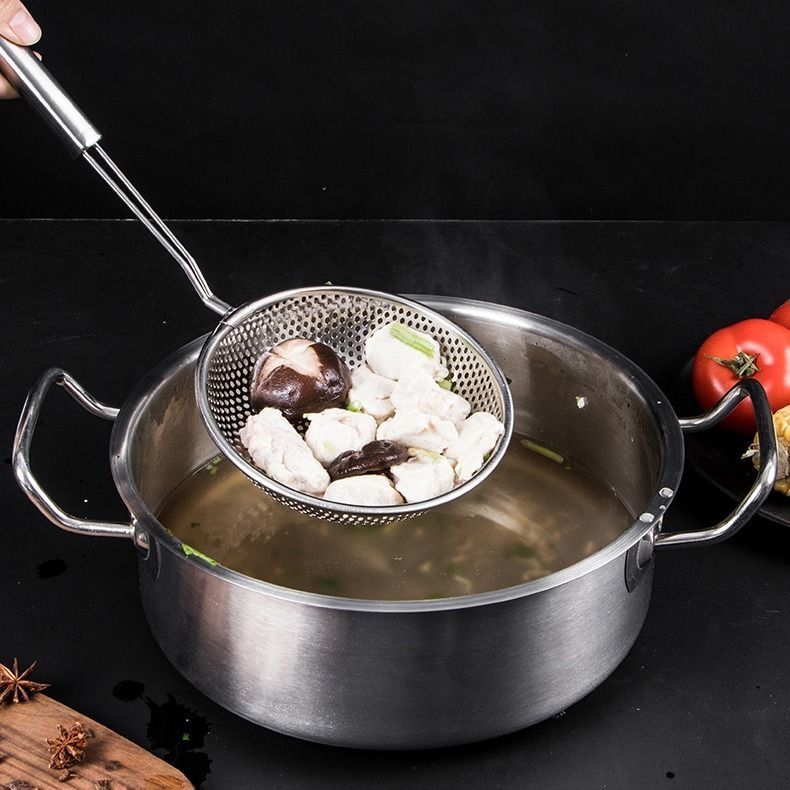 Rây lọc chất liệu thép không gỉ tiện lợi cho nhà bếp