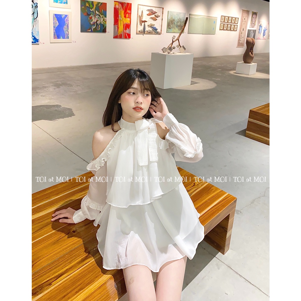 ÁO TƠ NHŨ TRẮNG HỞ VAI _TOI et MOI