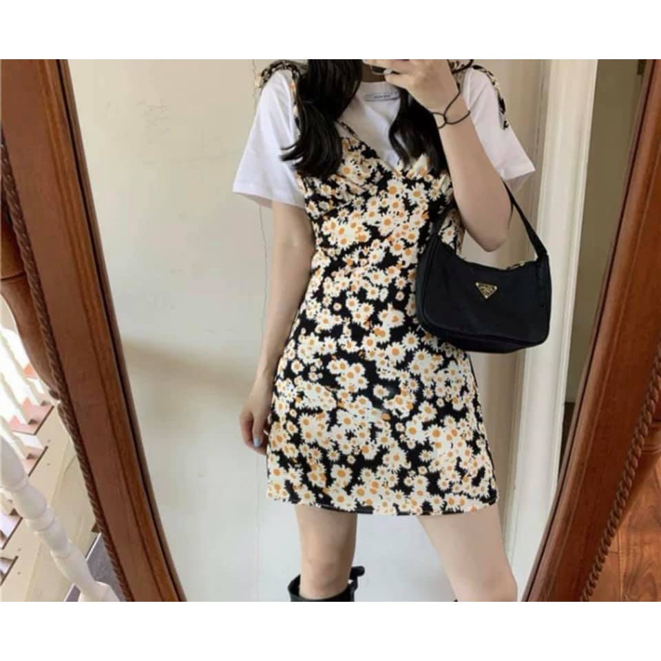 Set yếm 2 món hoa cúc xếp ly ngực. Áo cotton lụa 4c váy yếm đũi lụa. | BigBuy360 - bigbuy360.vn