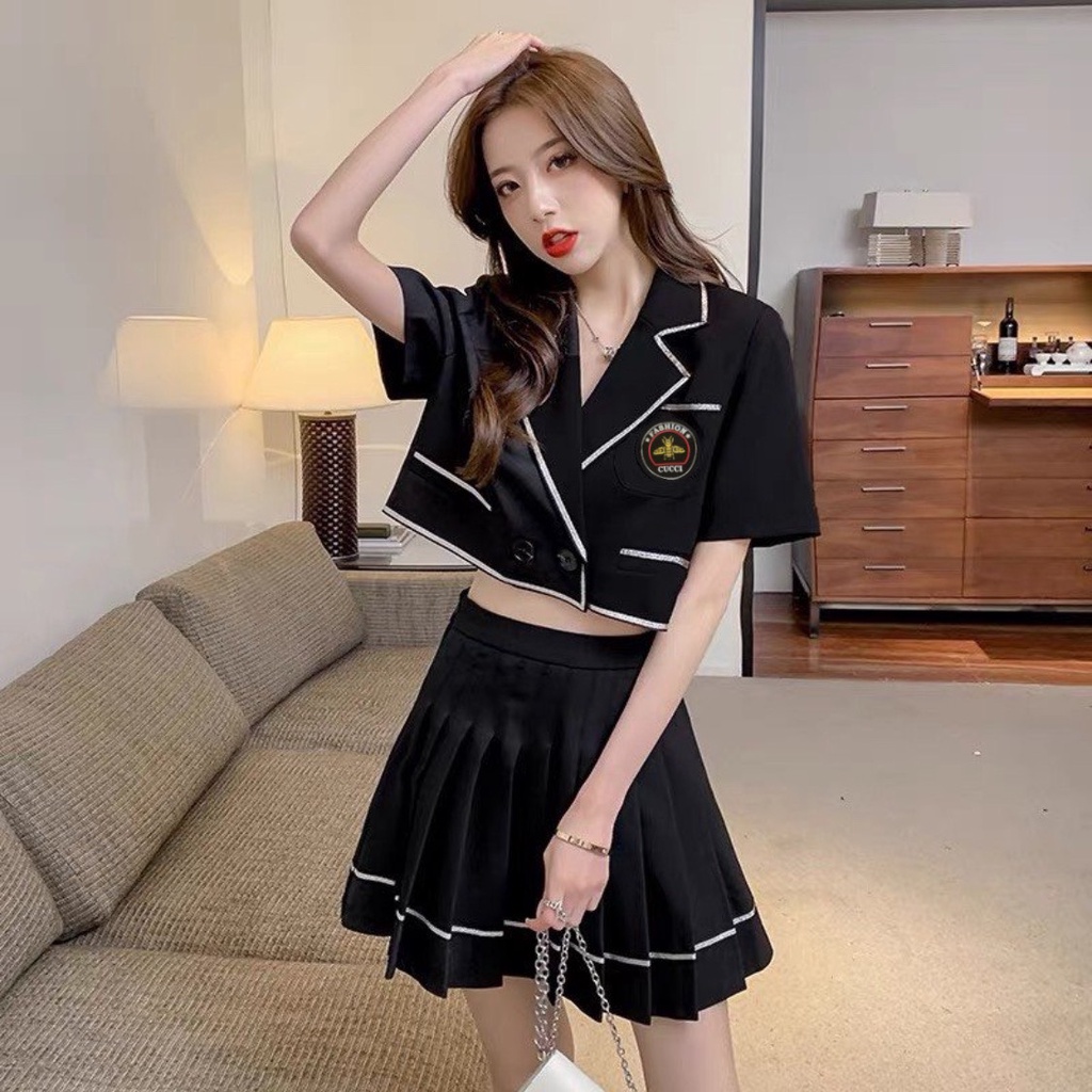 Set áo vest mix chân váy xếp ly HB thiết kế logo viền đủ size S061