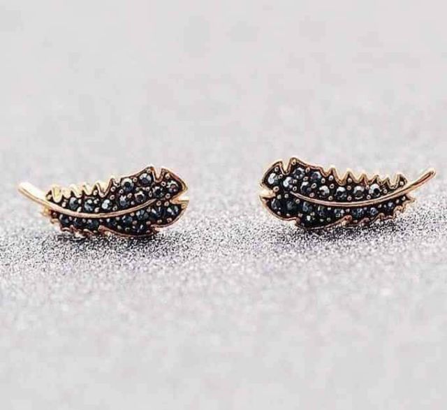 Set hoa tai dây chuyền lông ngỗng đen SWAROVSKI CHÍNH HÃNG 5509722