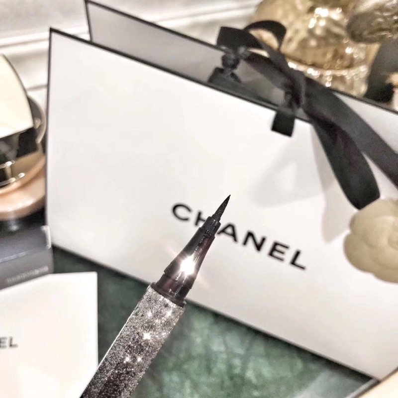 Bút kẻ mắt chính hãng Lameila vỏ mạ vàng xịn sò