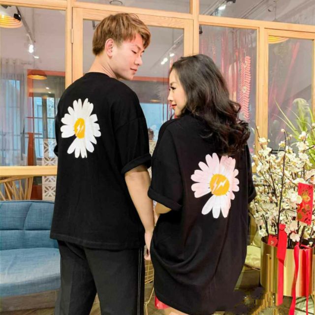 (HOTTREND)Áo thun TEE hoa cúc GD UNISEX tay lỡ hoa cúc khuyết cánh form rộng