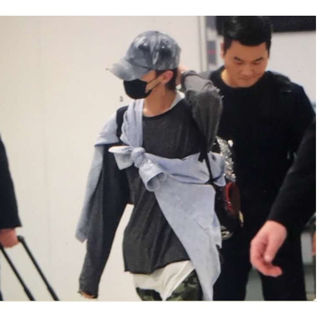 Áo kẻ ngang cổ tròn cosplay Gdragon