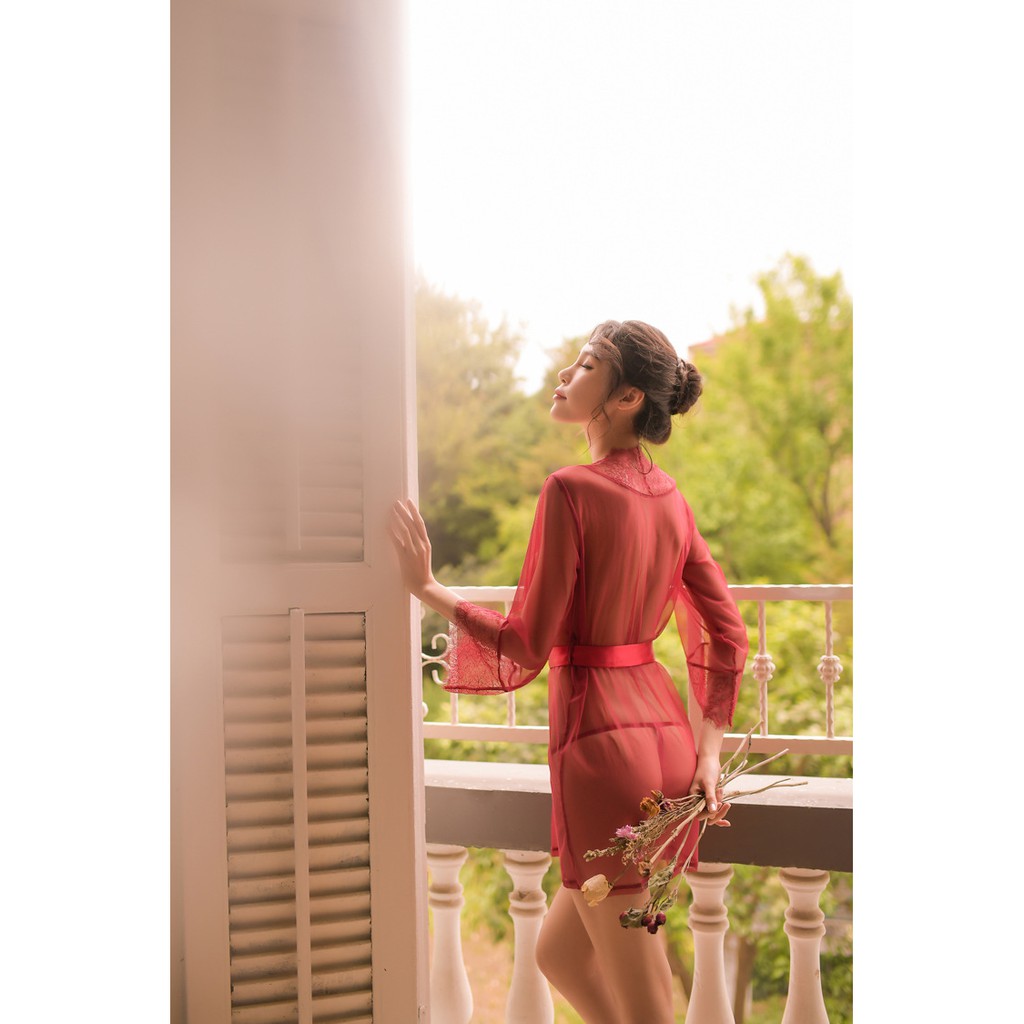 Áo choàng ngủ xuyên thấu mỏng manh tay lỡ quyến rũ sexy