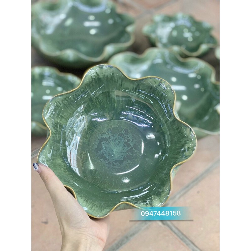 Bát thả hoa men hoả biến
