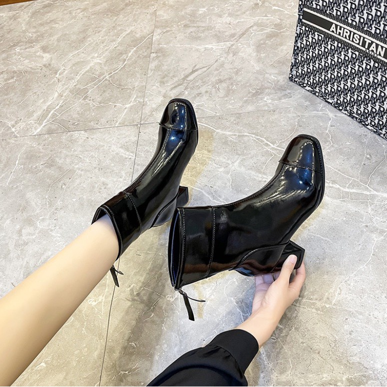 Bốt trơn da bóng gót 6cm | BigBuy360 - bigbuy360.vn