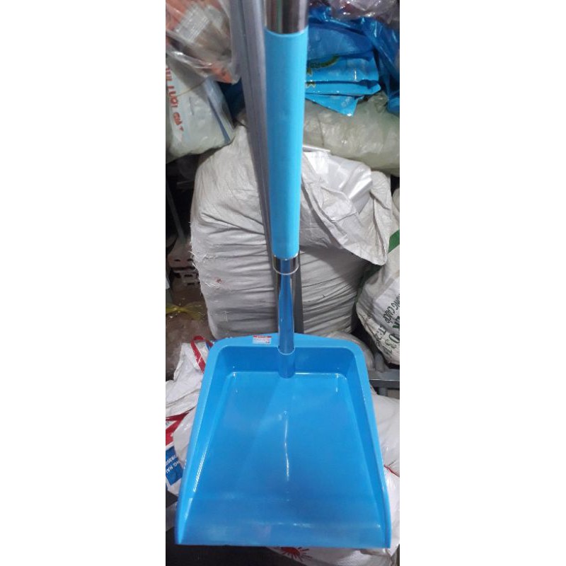 Hốt rác có cán inox lớn chính hãng 35,000đ