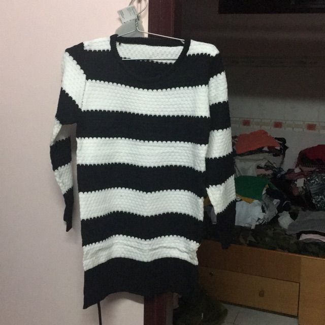 Áo len dáng suông nau pham