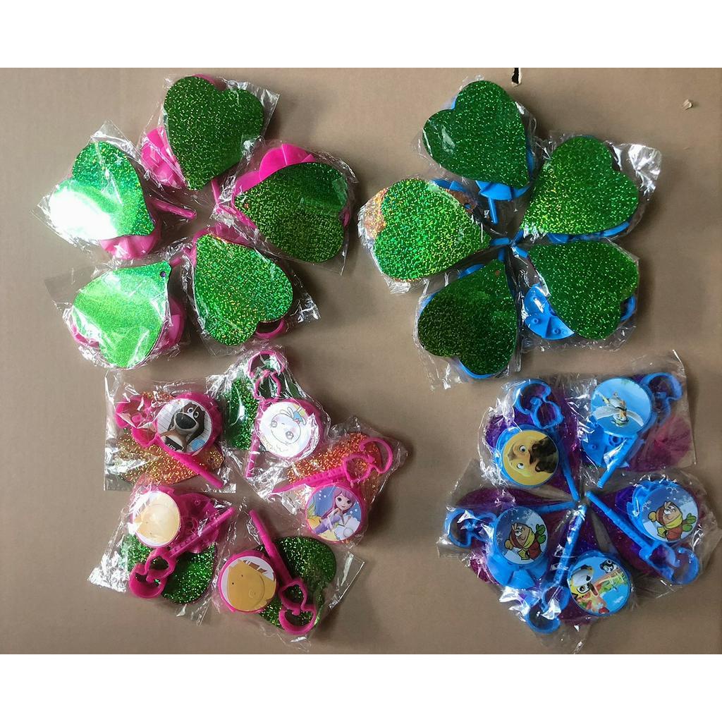 Cầm tay chơi,gắn vào xe đẩy gấp gọn,xe trượt scooter,xe đạp cho bé