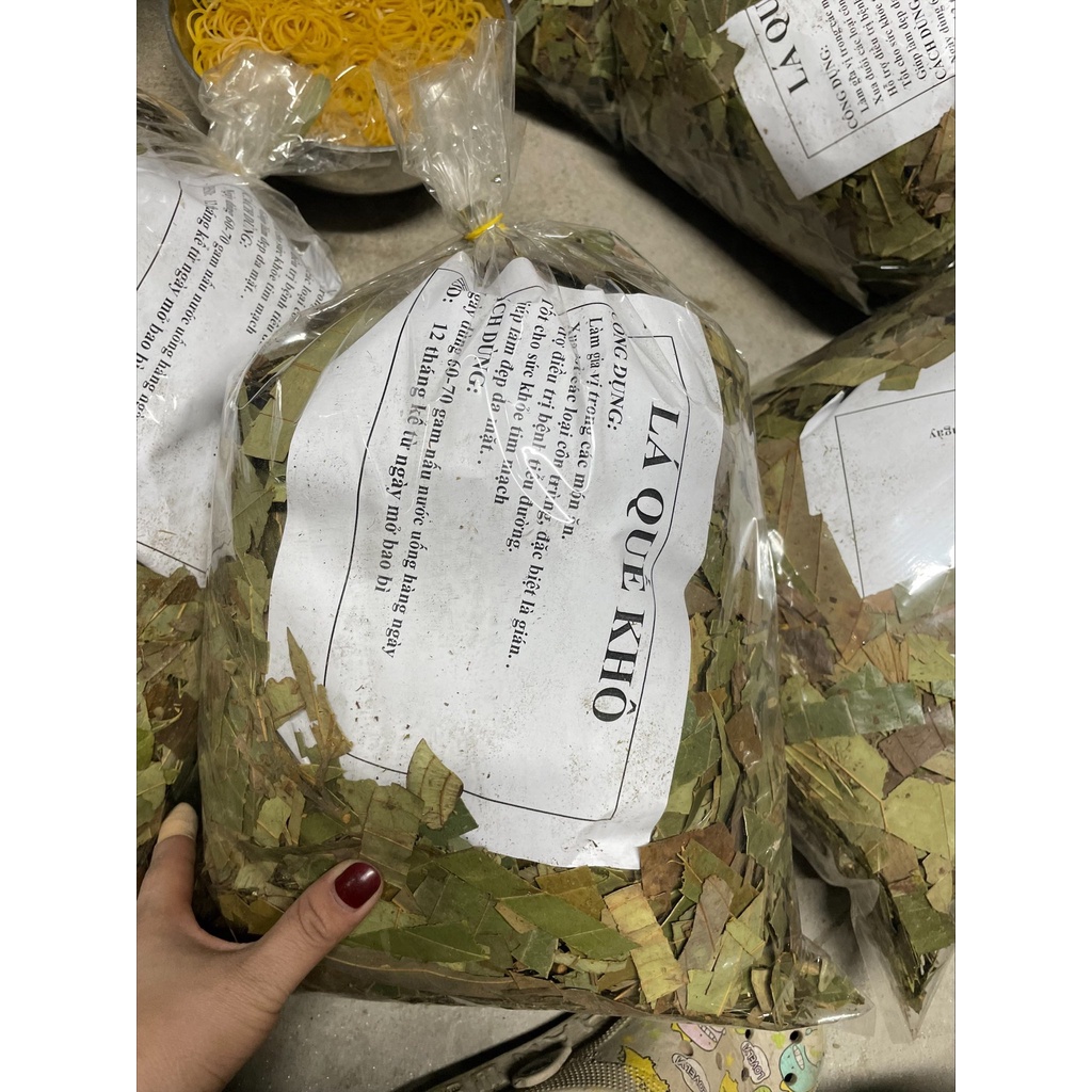 Lá quế khô 1kg