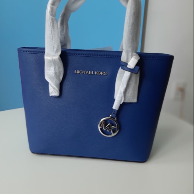 Túi MK sz 24/27cm ,dây đeo chéo,da xước ,bền ,sang......................................