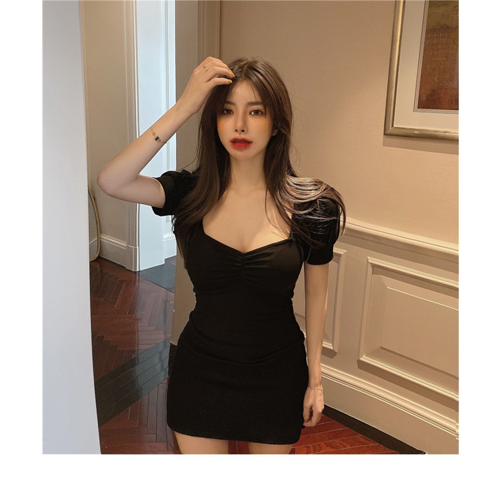 Váy body cổ vuông kiểu Pháp cực quyến rũ và nữ tính