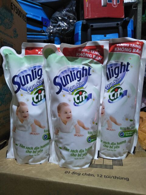 Combo 3 túi Sunlight lau sàn hương hoa thiên nhiên 700ml hàng tặng (3tui = 2100g)