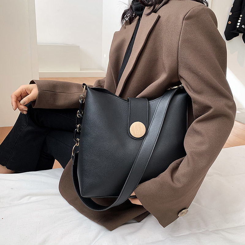 Túi Xách Cỡ Lớn Phong Cách Retro 2020 Cho Nữ | BigBuy360 - bigbuy360.vn