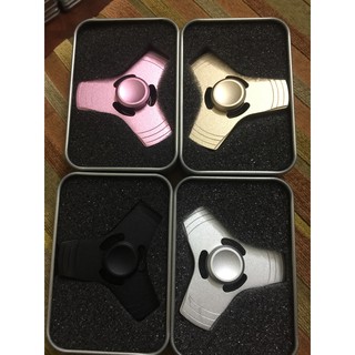 Đồ chơi con quay 3 cánh Spinner