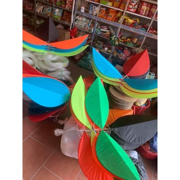 diều cốc Dành co trẻ em . Bao lên