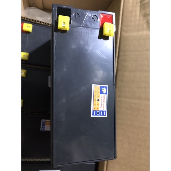 Bình Ắc Quy Khô GLOBE 12V - 7.5AH.