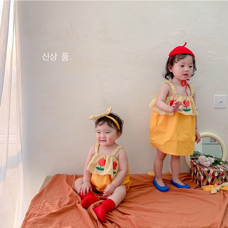 Trang Phục Chị Em Gái Hoa tulip Hàn Quốc Mới Với Hoa tulip Viền Sọc Caro Cho Mùa Hè
