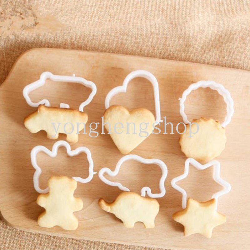 Set 6 Khuôn Cắt Bánh Quy Tạo Hình 3D Dễ Thương