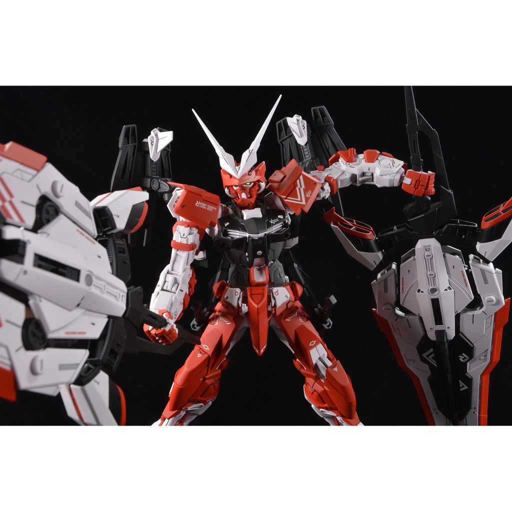 Mô Hình Lắp Ráp MG 1/100 Gundam Astray Turn Red