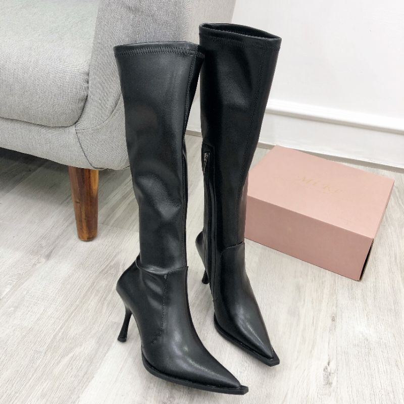 Boots gối da mềm mũi nhọn gót 8p siêu chảnh đen trắng nâu có size 39