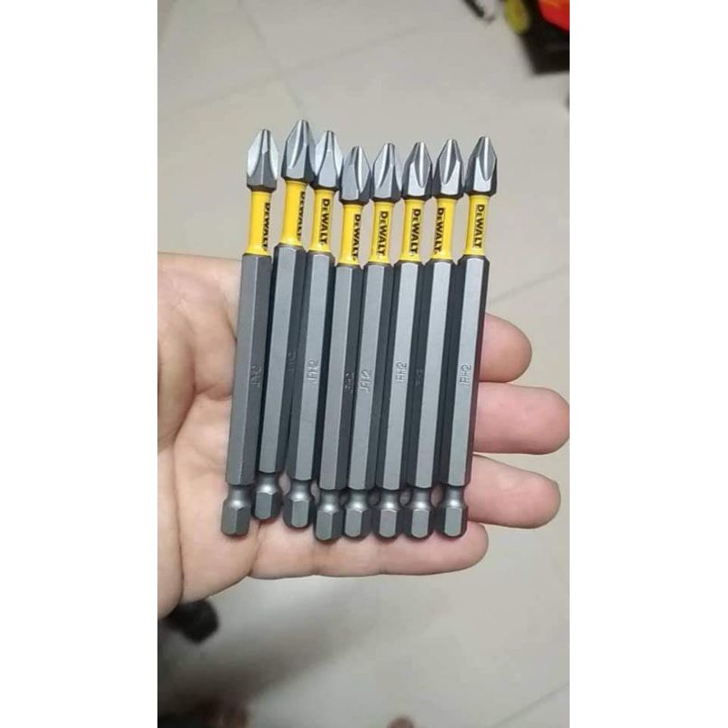 Đầu bắn vít ph2 Dewalt 9cm