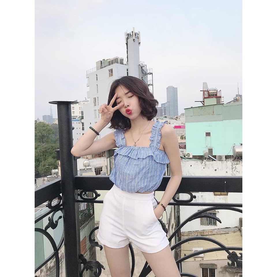 Quần Short - trắng