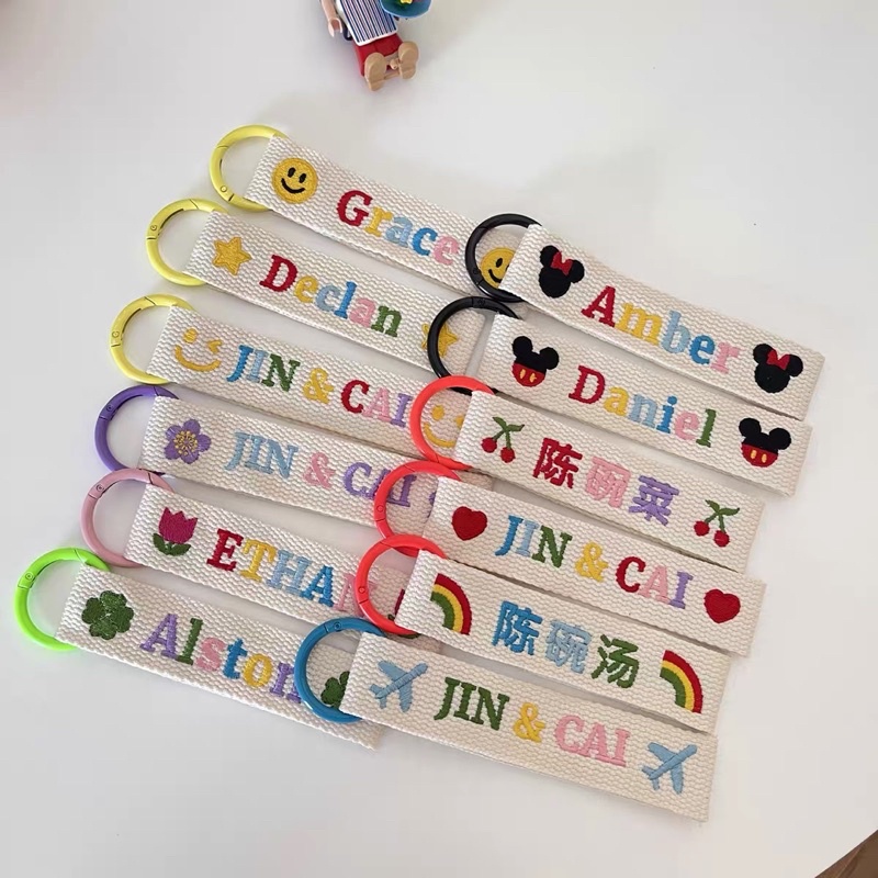 Nametag thêu tên nhiều màu sắc cực cute 🤎