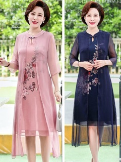 Đầm trung niên cổ tàu