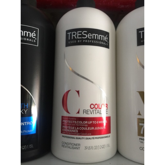 Dầu xả Tresemme color revitalize