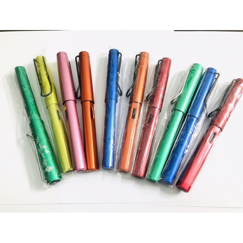 Bút mài Uyển Chu 08  - Bút chuyên luyện chữ