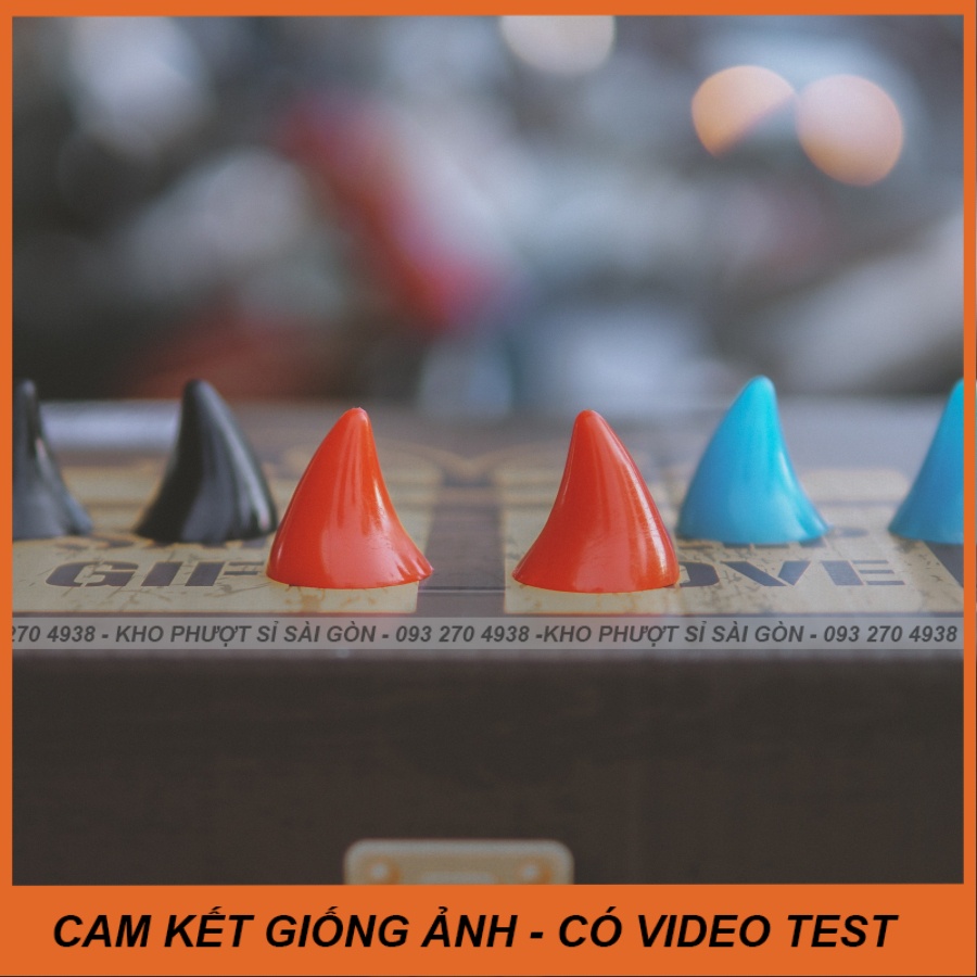 Phụ kiện gắn nón bảo hiểm sừng nhọ Mini nhọn kèm keo dán độc đáo - Sừng kèm keo dán mini