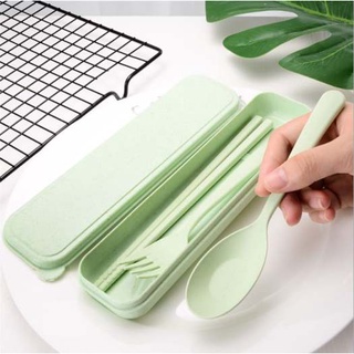 Bộ Thìa,Dĩa,Đũa,Muỗng Cá Nhân Bằng Lúa Mạch Có Hộp Đựng