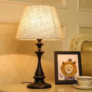 Đèn ngủ để bàn cái cấp ( có tăng giảm ảnh sáng)