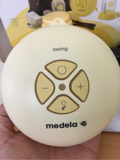 Máy hút sữa Medela Swing đơn