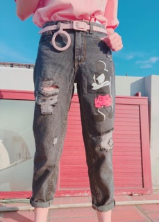 Quần Jean rách Mickey - Chỉ còn size S