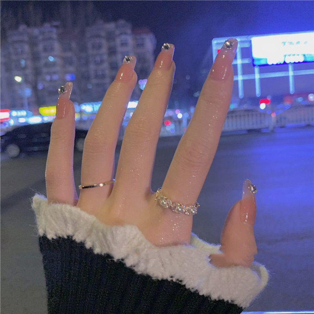 Nhẫn Thiết Kế Rỗng Họa Tiết Hoa Phong Cách Tối Giản Cho Nữ