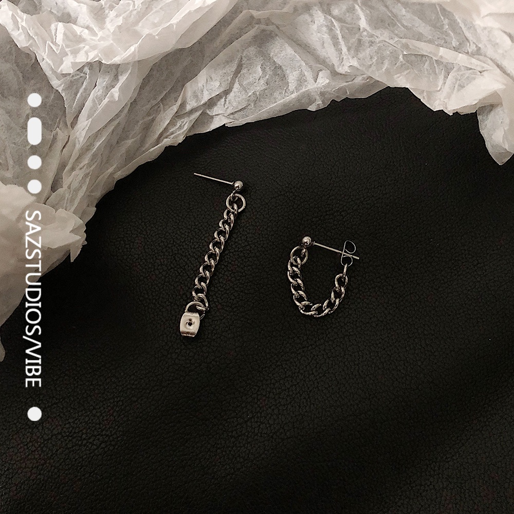 Khuyên Tai Nam Dây Xích Small Loki Accesories Thời Trang Hàn Quốc Màu Bạc Đen - Hoa tai Small