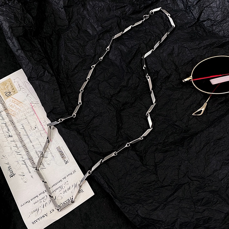 Vòng Cổ Dây Chuyền Unisex Nam Nữ Xích Trơn Basic Màu Bạc Cá Tính Cho Nam Nữ Merin Accessories Chất Liệu Inox Không Gỉ