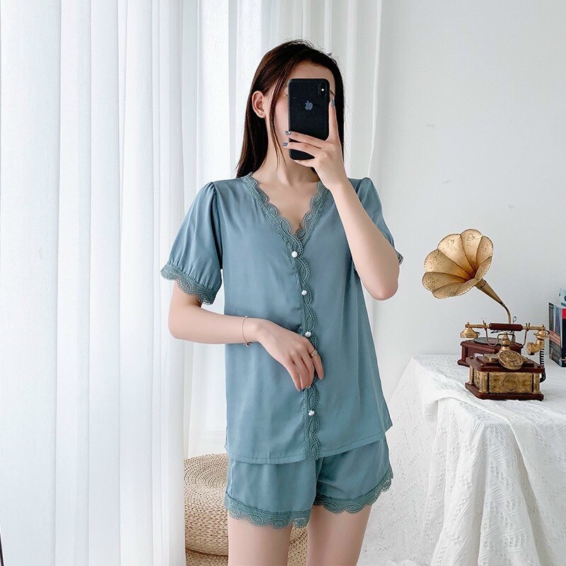 Bộ Pijama lụa Cao cấp⚡️FREESHIP⚡️ Đồ bộ mặc nhà lụa chất lượng cao- Đồ ngủ viền ren cúc ngọc mềm mịn, sẵn 4 màu