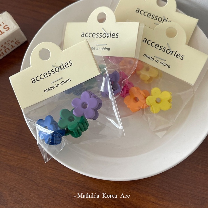 Set 3 Kẹp Tóc Nhỏ Hình Bông Hoa Màu Sắc Ngọt Ngào Phong Cách Hàn Quốc Cho Nữ