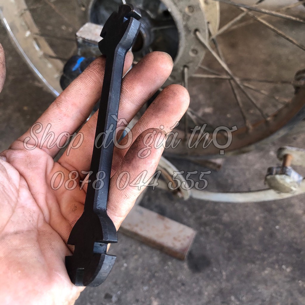 Cà Lê Cân Vành Xe Máy Hiệu Ông Tước