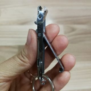 Dụng cụ bấm móng tay EDC