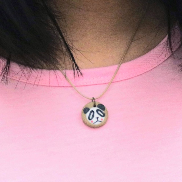 Vòng cổ mặt gốm in hình Cute