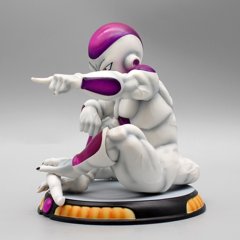 Mô hình frieza ngồi trên phi thuyền hàng đẹp chất lượng
