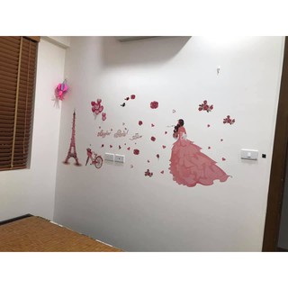 Decal Dán Tường Cô Gái Paris Tím